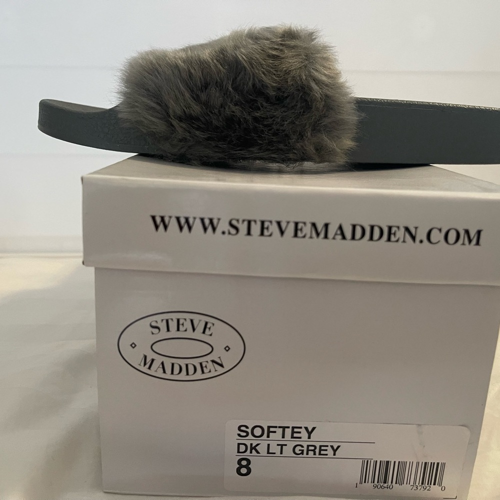 Steve Madden Gray Fur Slide Sandals